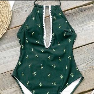 🚨SOLD OFFLINE 🚨CUPSHE One Piece